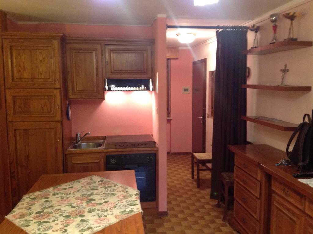 Albergo Castello Da Bonino Champorcher Bilik gambar